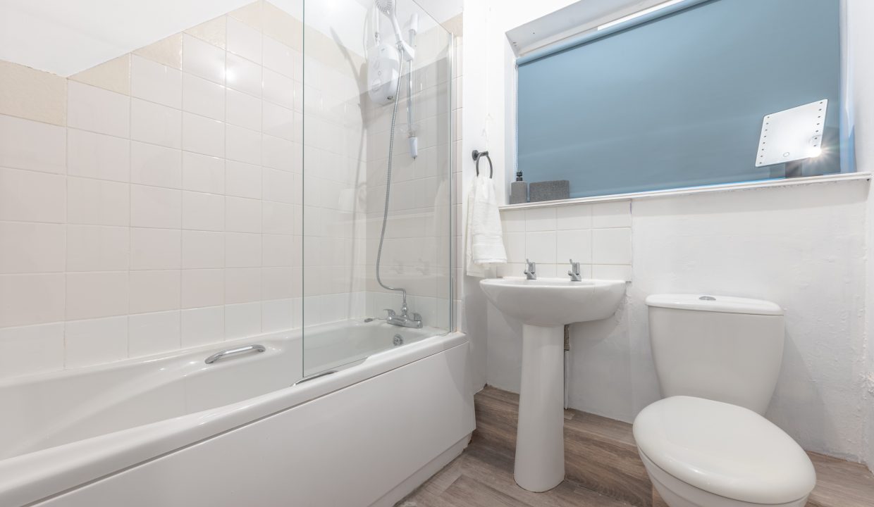 81 Rothesay Avenue, Newcastle Under-Lyme ST5 2LQ-2