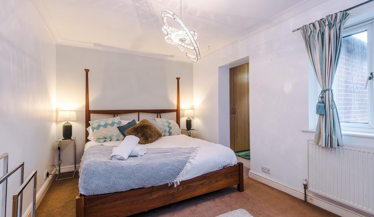 9Netherwood-Airbnb-15