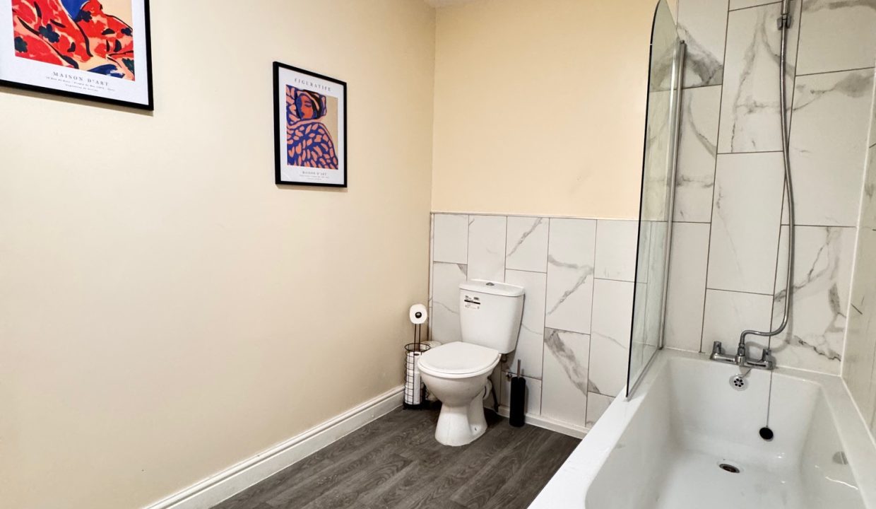 07768948018 cardiff (2)