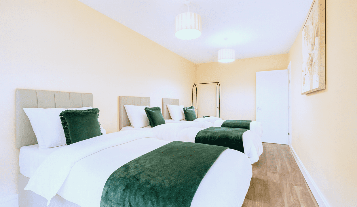 07768948018 cardiff (2)