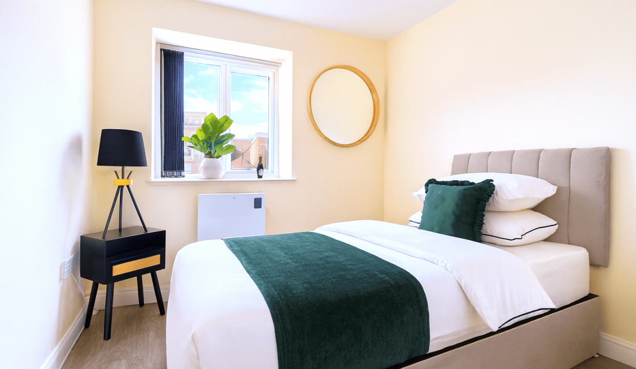 07768948018 cardiff (3)