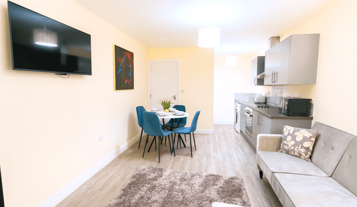 07768948018 cardiff (6)