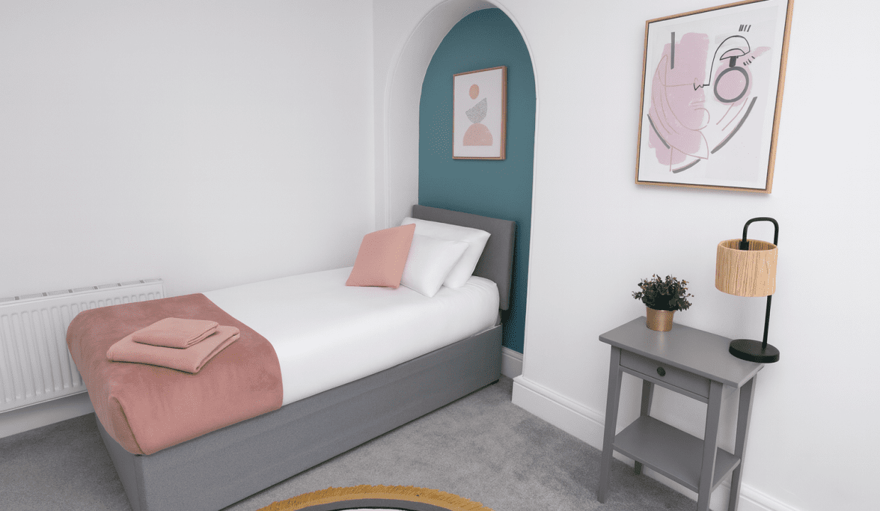 Bedroom (23)