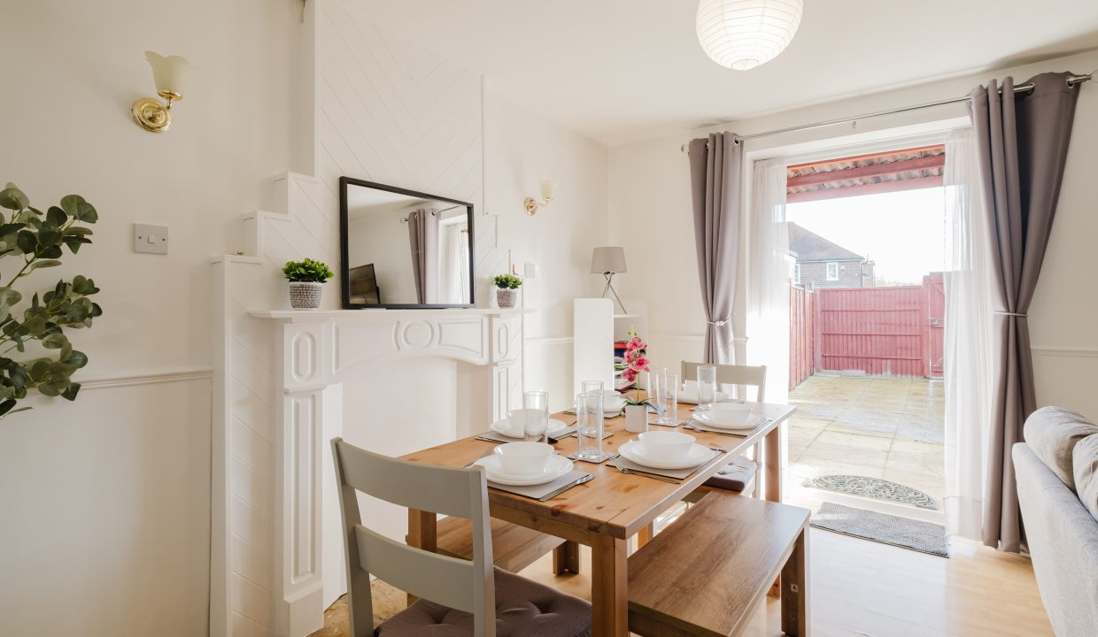 14 Nightingale Lane, WellingboroughLARGE_-2