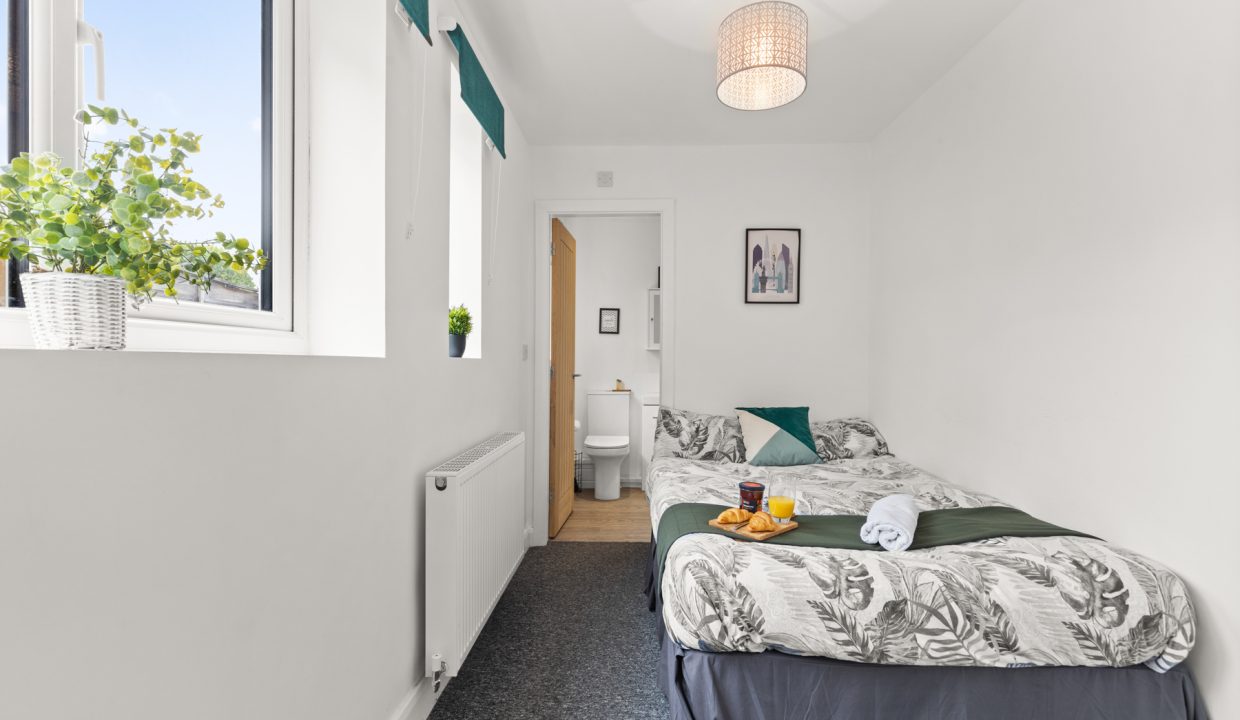 97 Moira Road, DE12 7QD . Image . 03