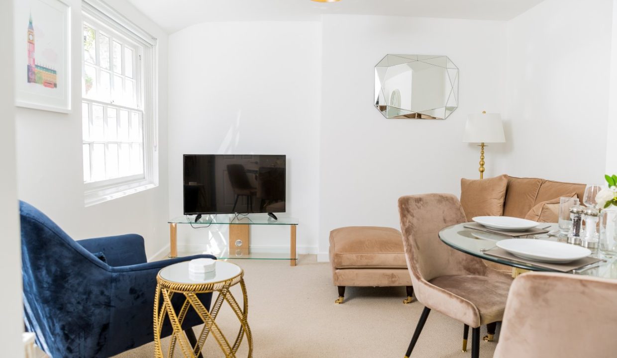 Flat 6 Elizabeth House Living space 2
