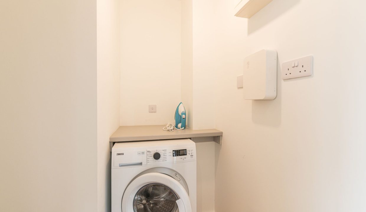 Grange Laundry room