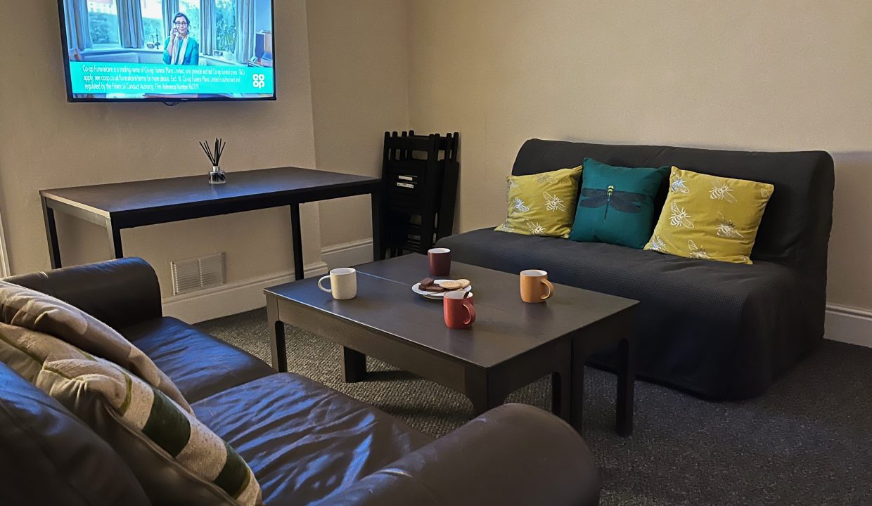 P1 LoungeTV Vw1