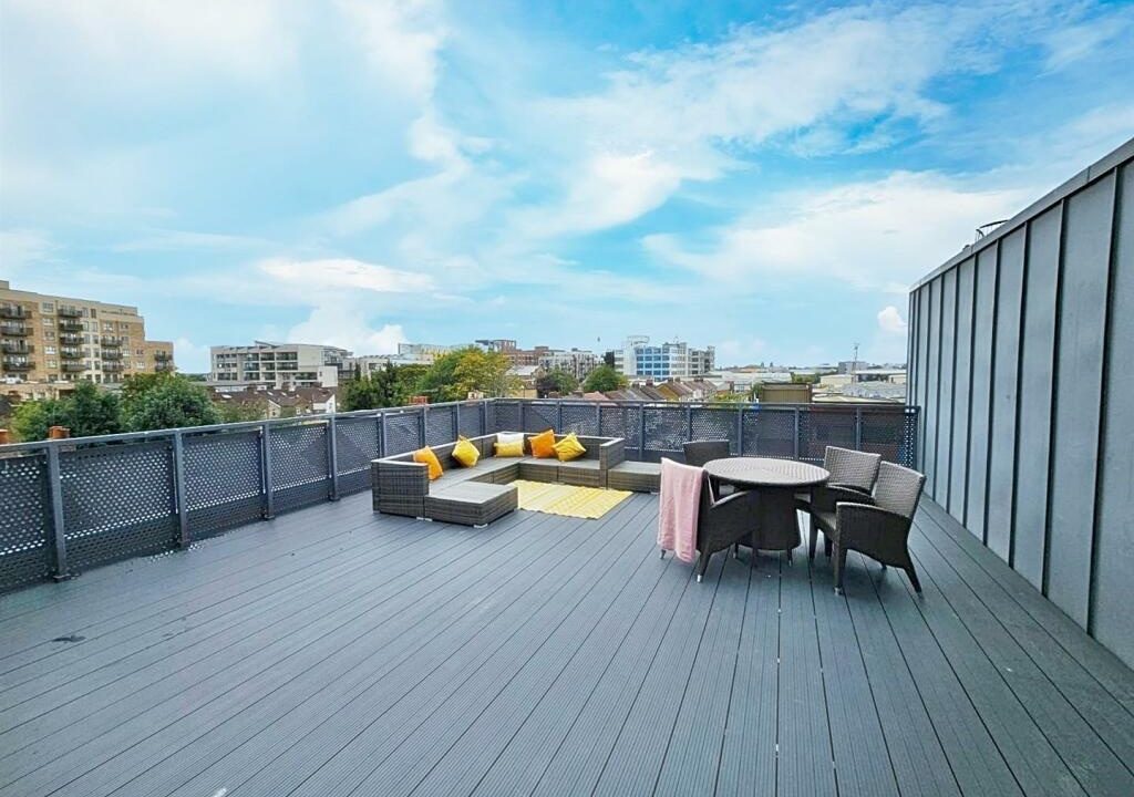 balcony blue