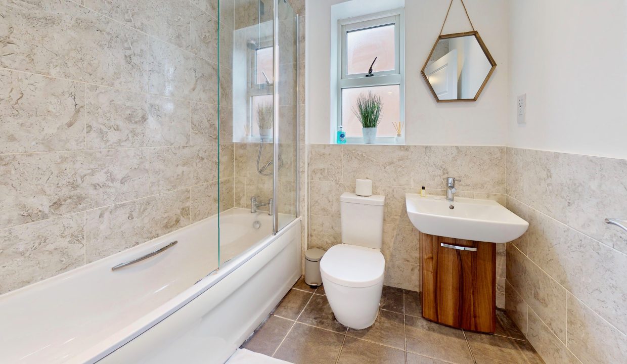 4-Weldon-Road-Bathroom 2