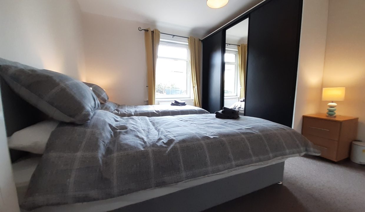 MasterBedroomTwinA