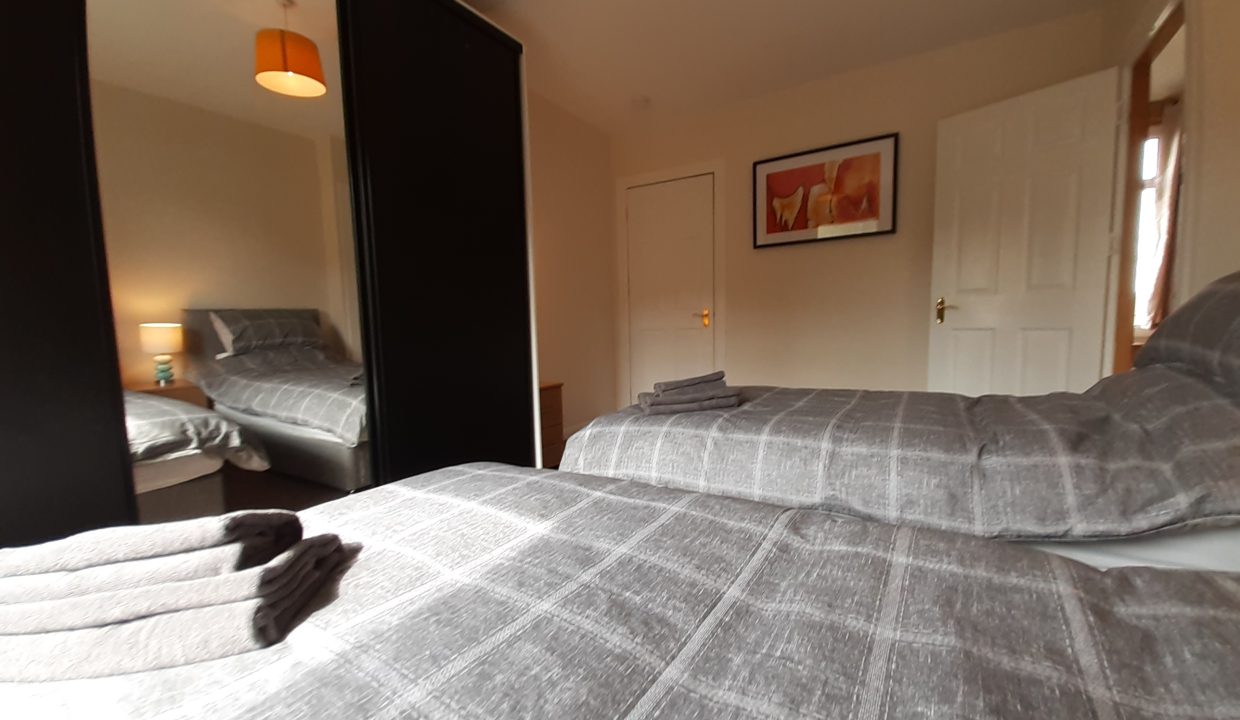 MasterBedroomTwinD