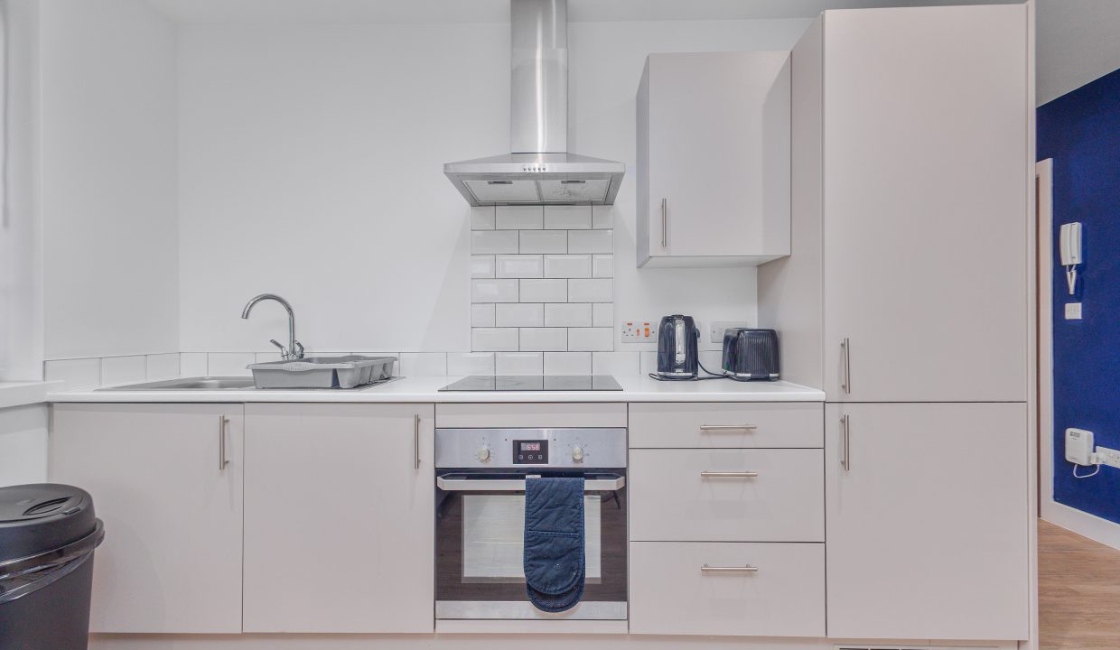 Apartment 26 (6 of 6)
