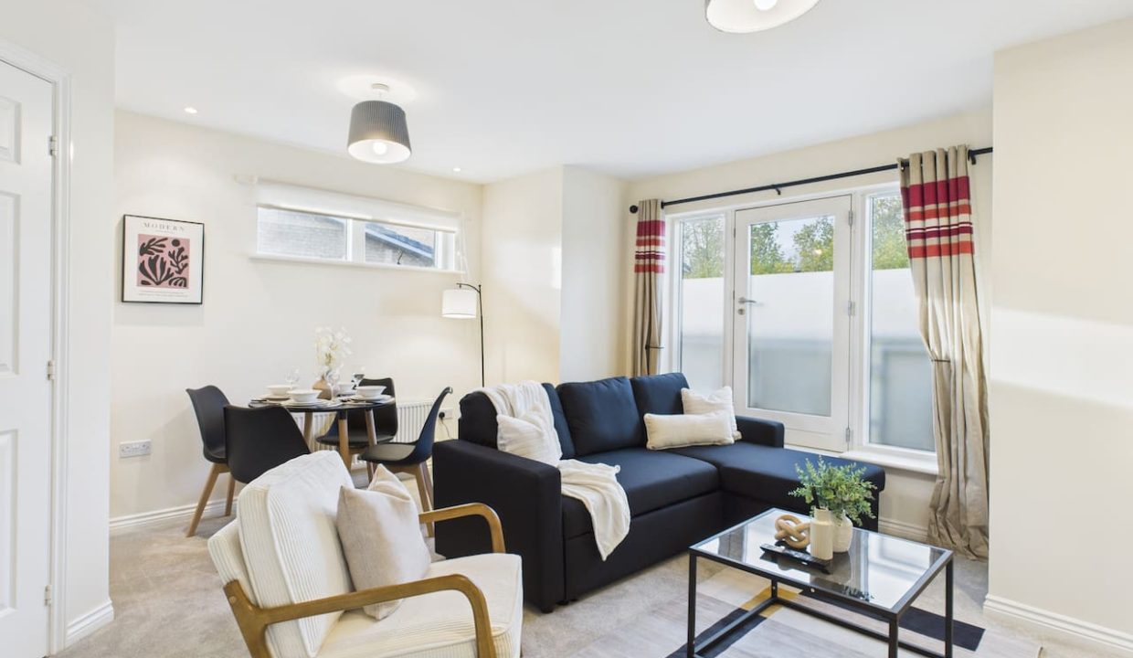 18 corrine living room