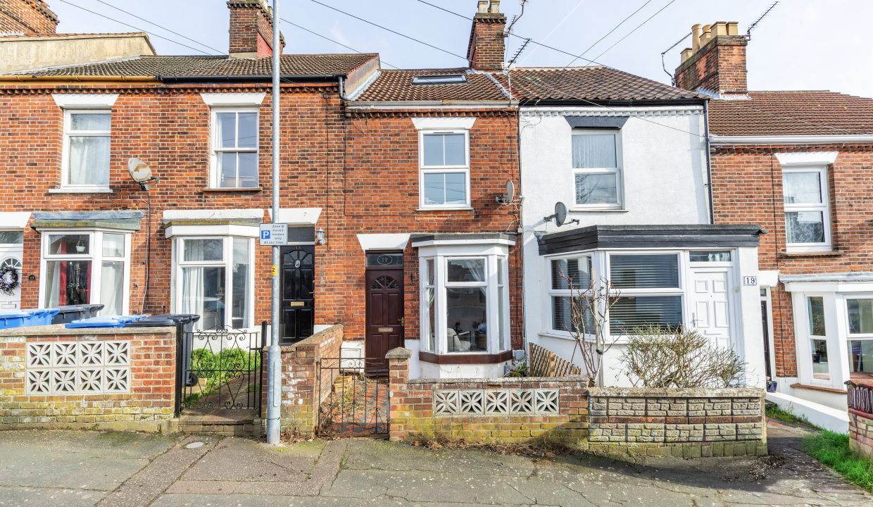 47-17-marion-road-norwich-49