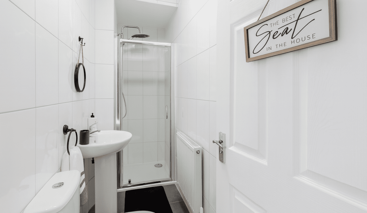 Bathroom (3)