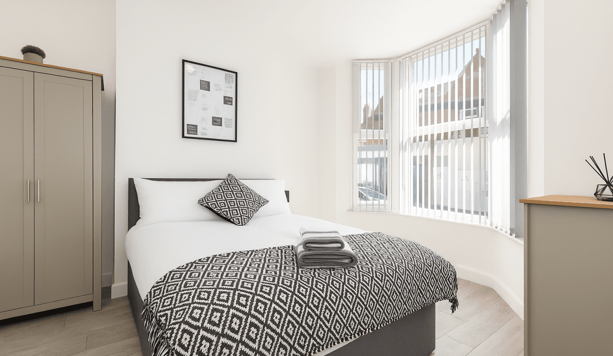 Bedroom (6)