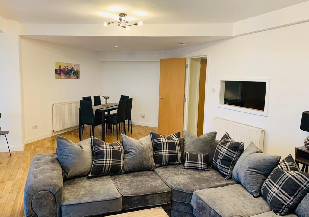 Living Area 6