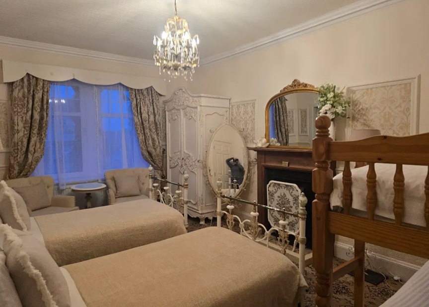 2_bedroom2