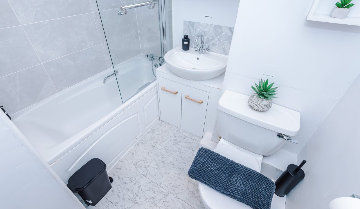 68MerchantsQuay-Airbnb-62AA