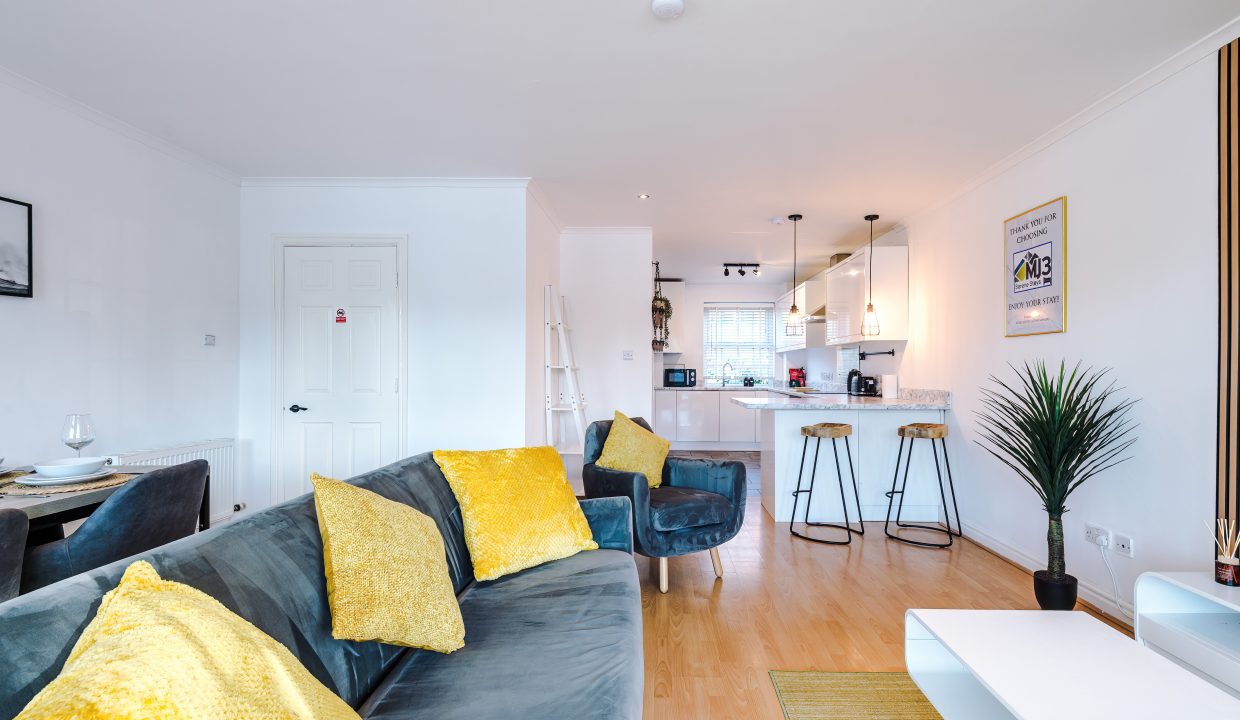 68MerchantsQuay-Airbnb-6AA