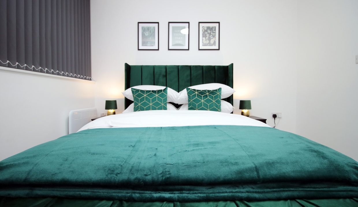 Bedroom 1 (3)