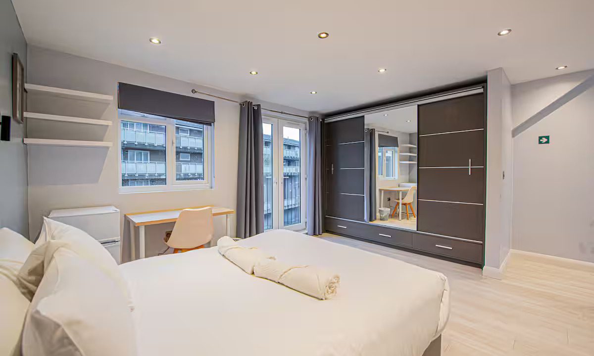 Bedroom B-3