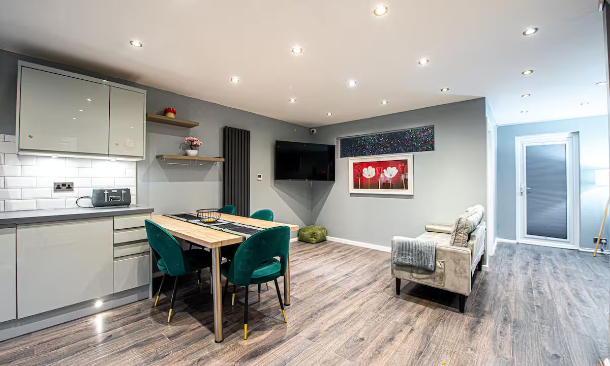 Living room 5