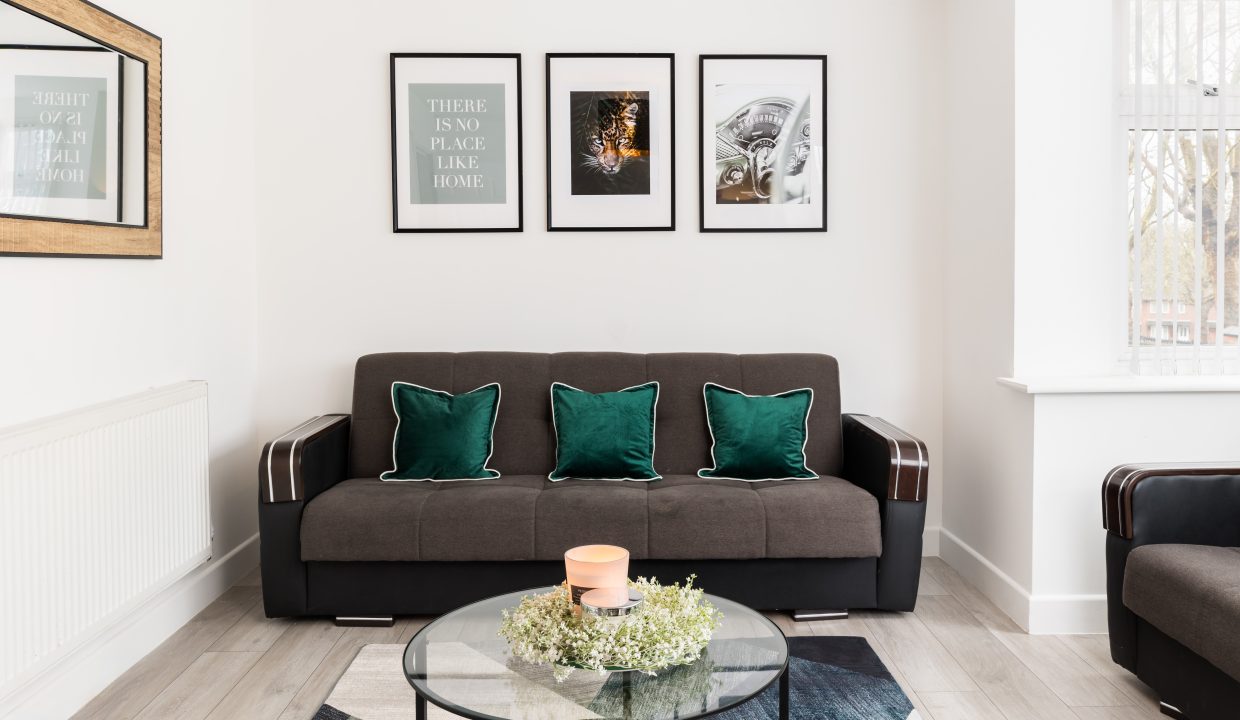 Lounge 2