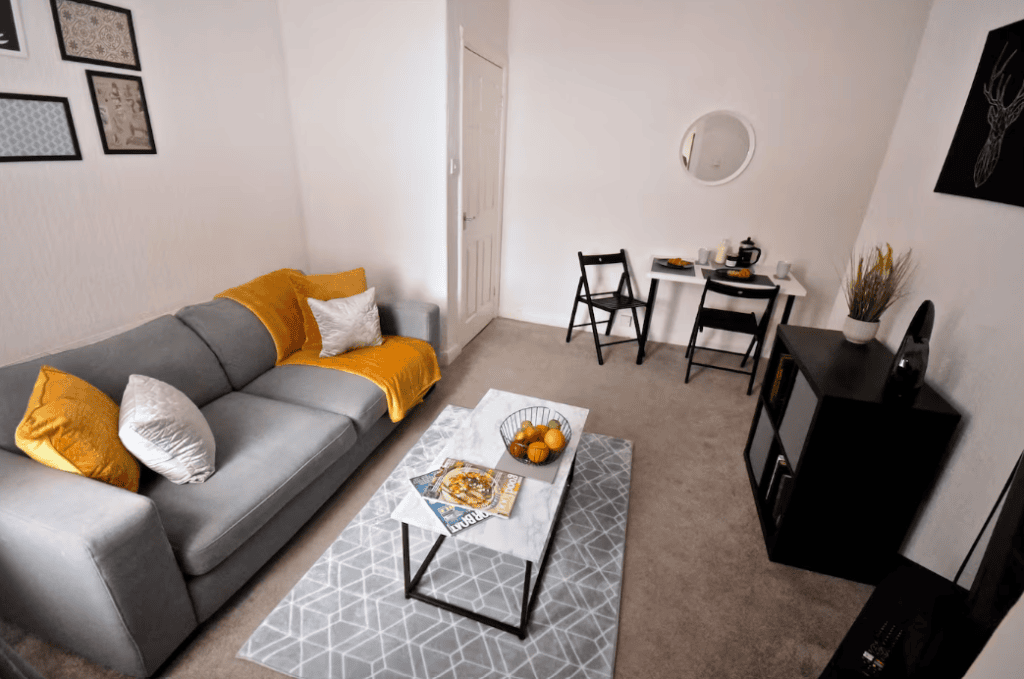 2 Bedrooms (2 Beds), 1 Bath – Barrow in Furness, Cumbria, England, UK