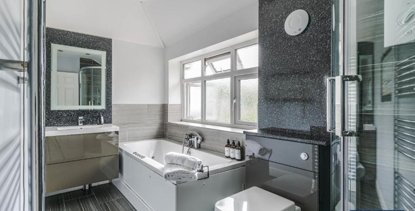 bathroom1