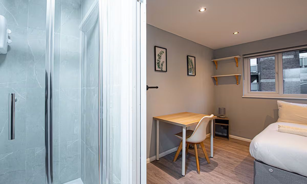 bedroom d-4