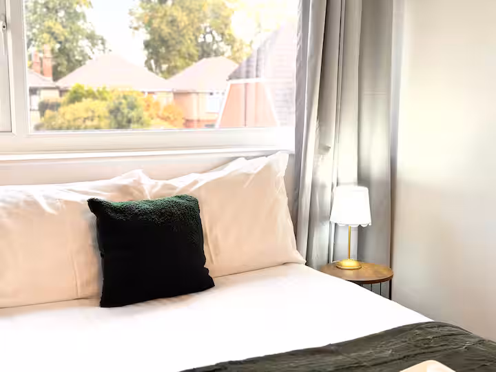 bedroom2