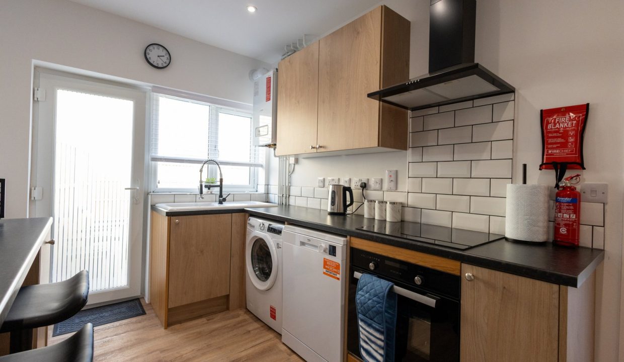 central14_kitchen2[1]