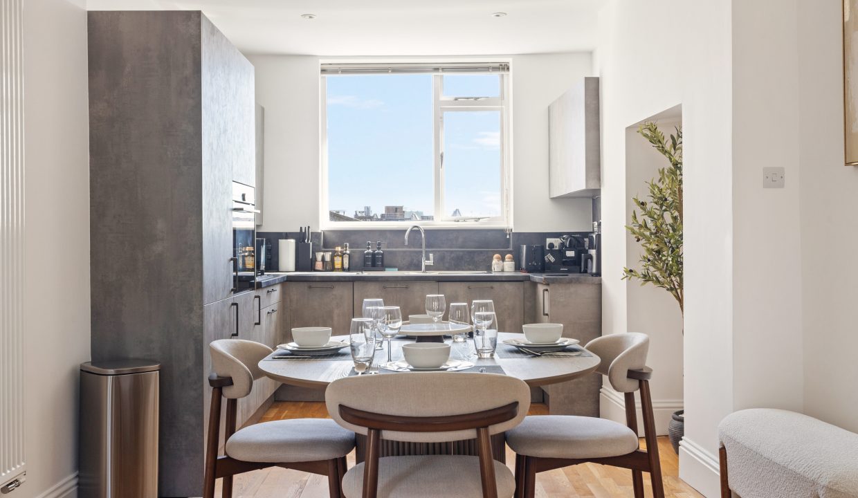 105 King_s Road SW3-7