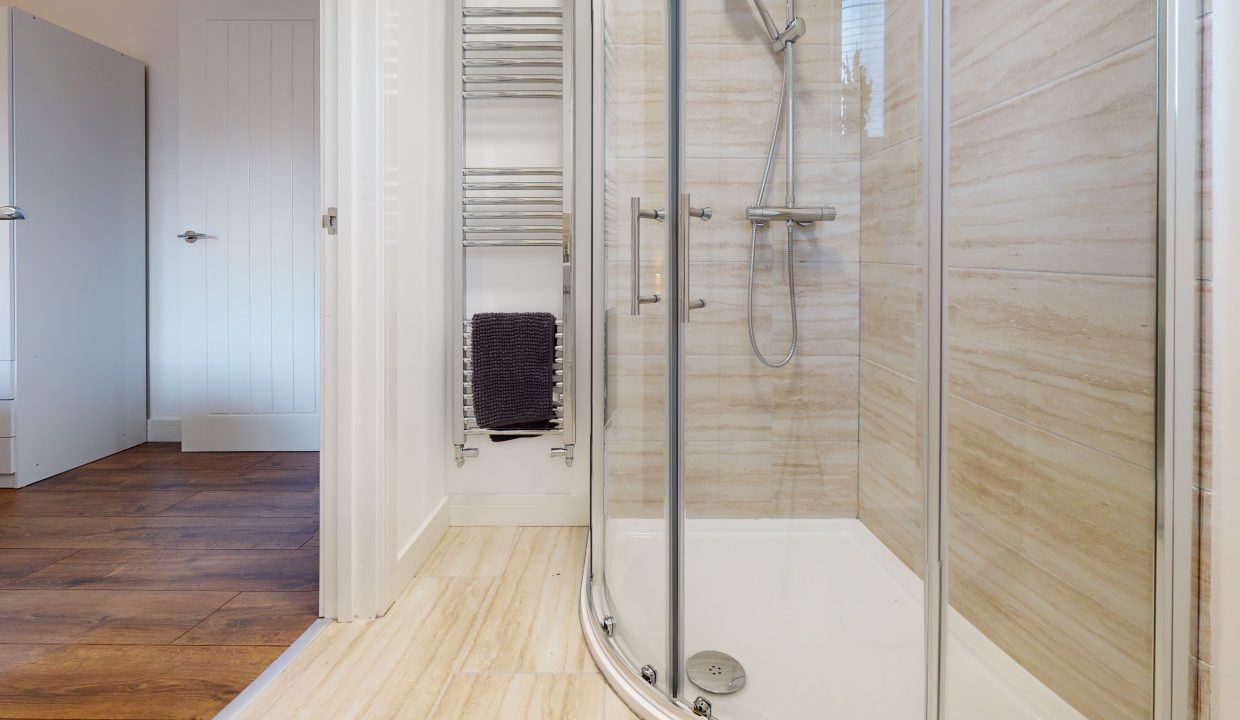 121-Oxney-Road-Bathroom(1)