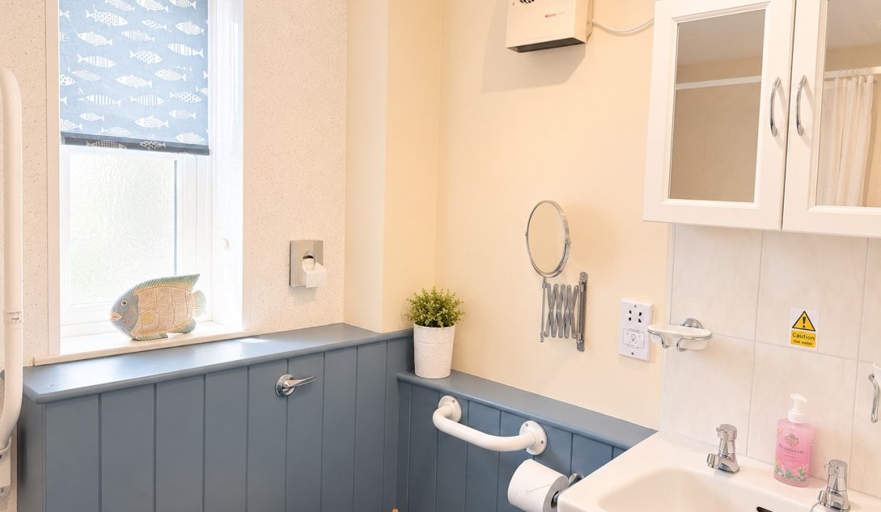 17 - Bathroom