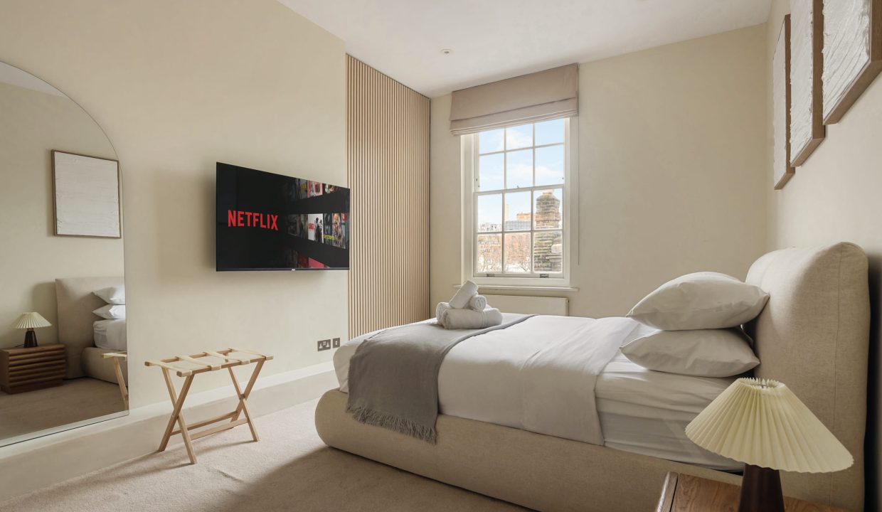 62 Pont Street SW1X-13