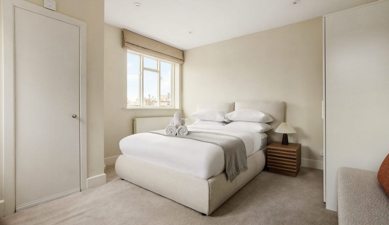 62 Pont Street SW1X-31