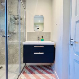 Bathroom 1_1