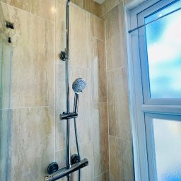 Bathroom 2_2