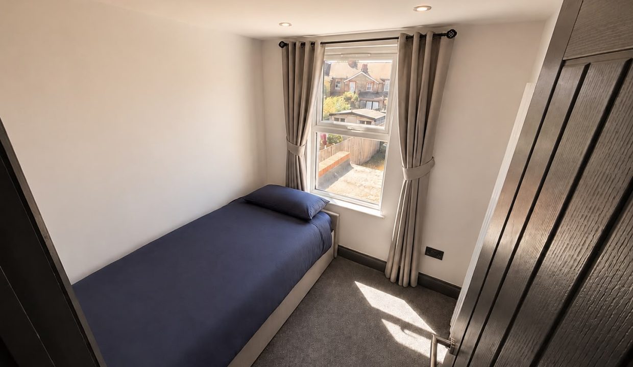 Bed 4 single