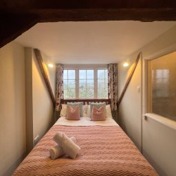 Bedroom 1_1