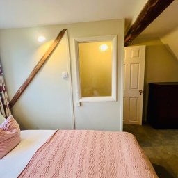Bedroom 1_2