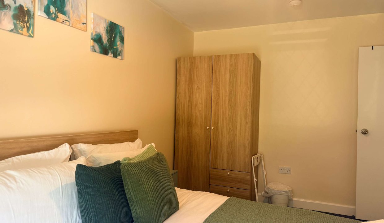 Bedroom 2-2