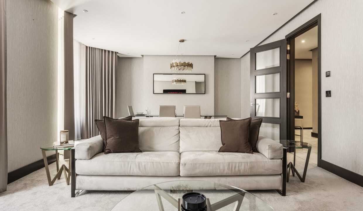 Bryanston Mansions W1H-5