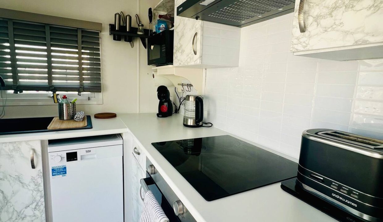 Kitchen 2