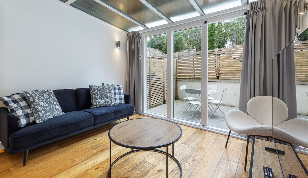 STAY_2-1 GRAHAM RD_HENDON_10
