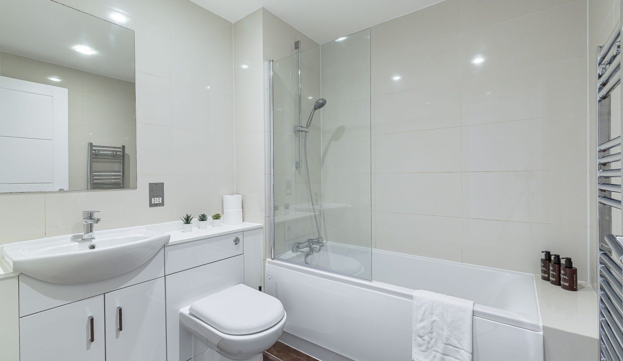 STAY_2-1 GRAHAM RD_HENDON_13