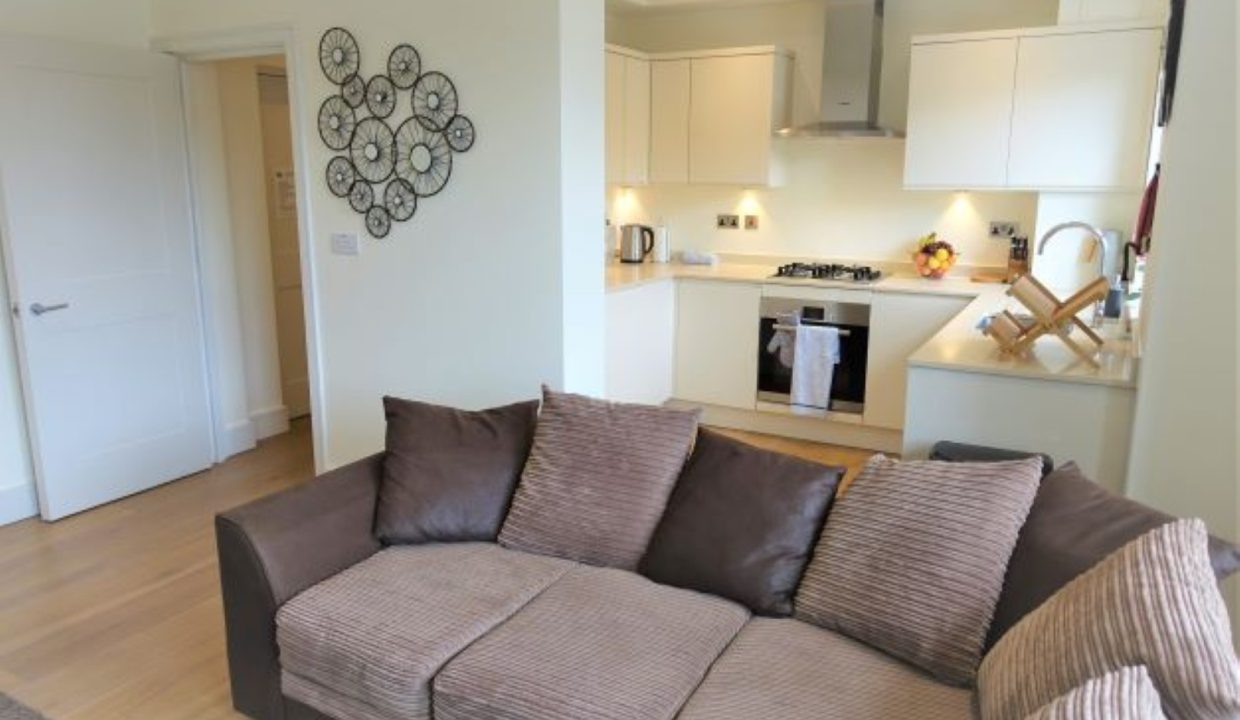 b living kitchen Twickenham serviced apartments (Large)